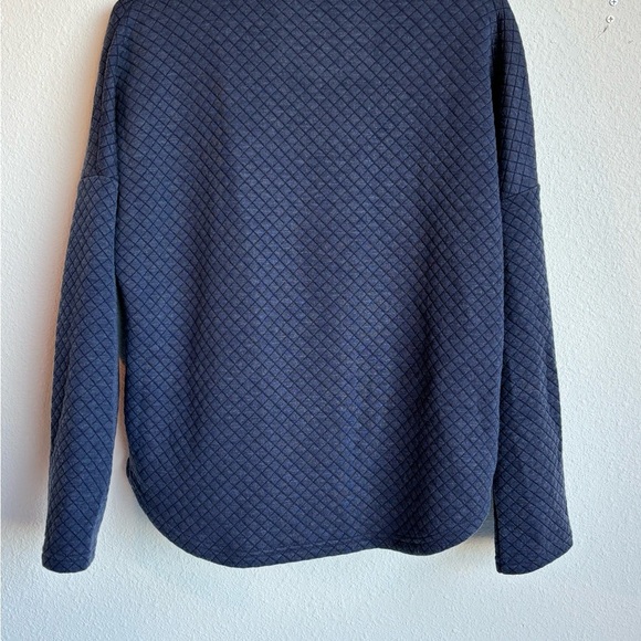 Southern Tide Ribbed‎ women’s turtleneck - Picture 6 of 7